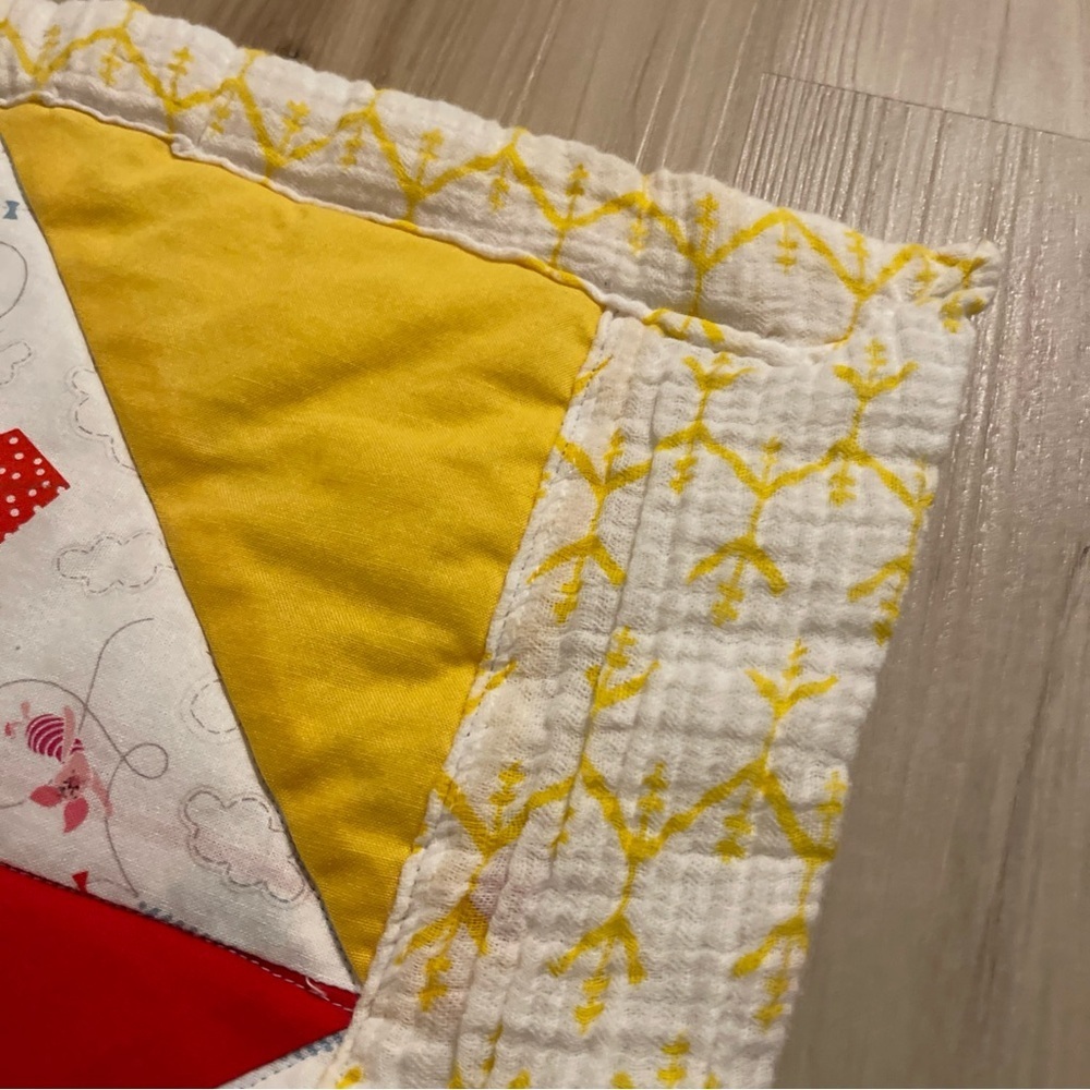 Vintage Winnie the Pooh and Tigger baby blanket, 36x20" - Picture 6 of 12